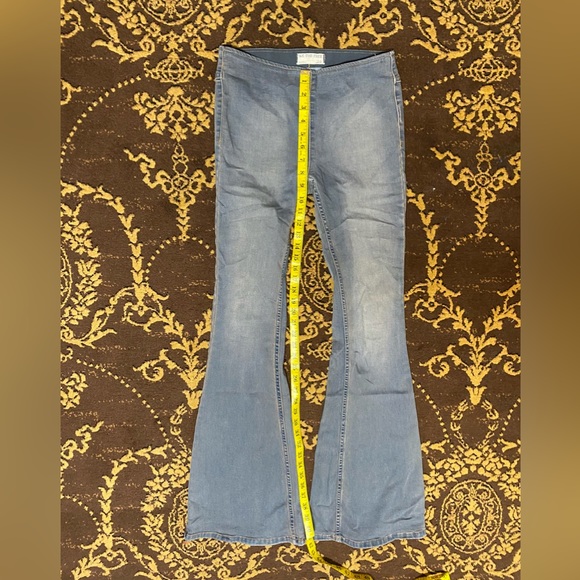 Free People Penny Pull On Flare Jeans - Picture 8 of 10